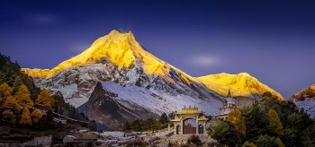 Manaslu Circuit Trek from Barpak-Laprak